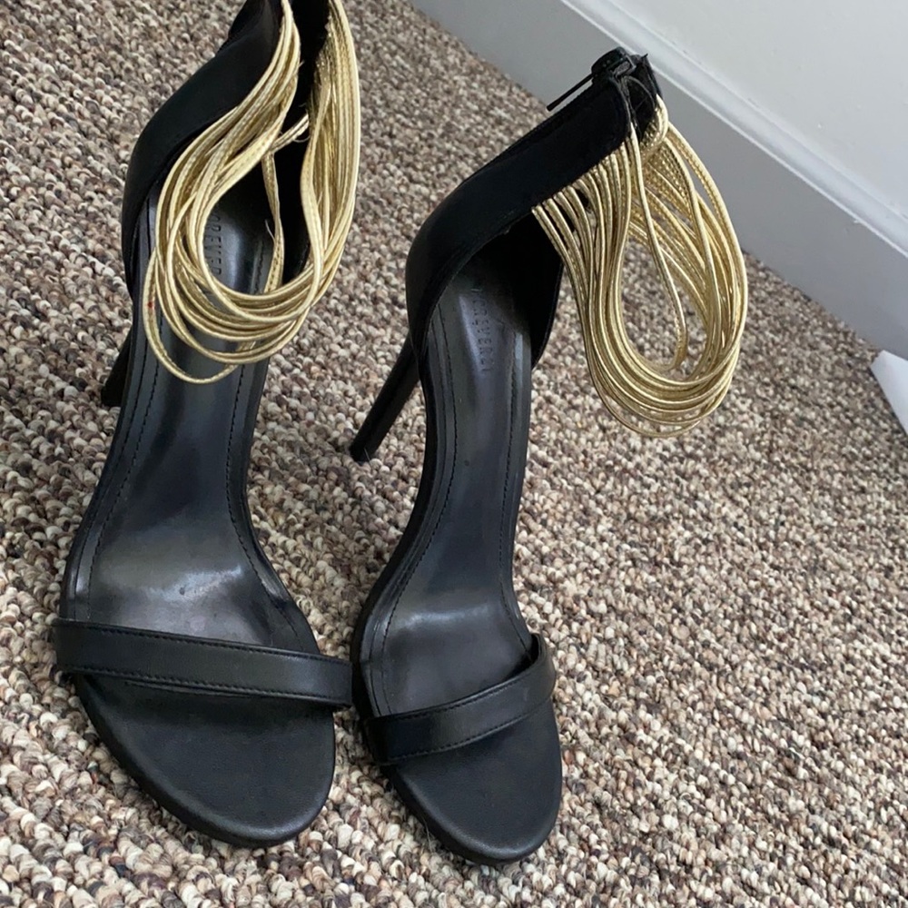 Like new high heel